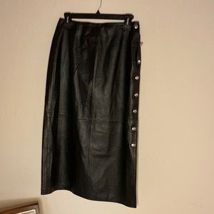 Newport News leather maxi skirt, fully lined,silver button side close, Black 14